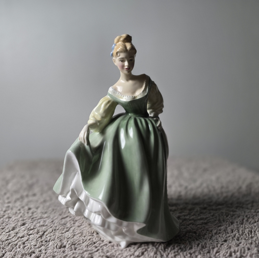 Royal Doulton Fair Lady Figurine Bone China England - Picture 2 of 12